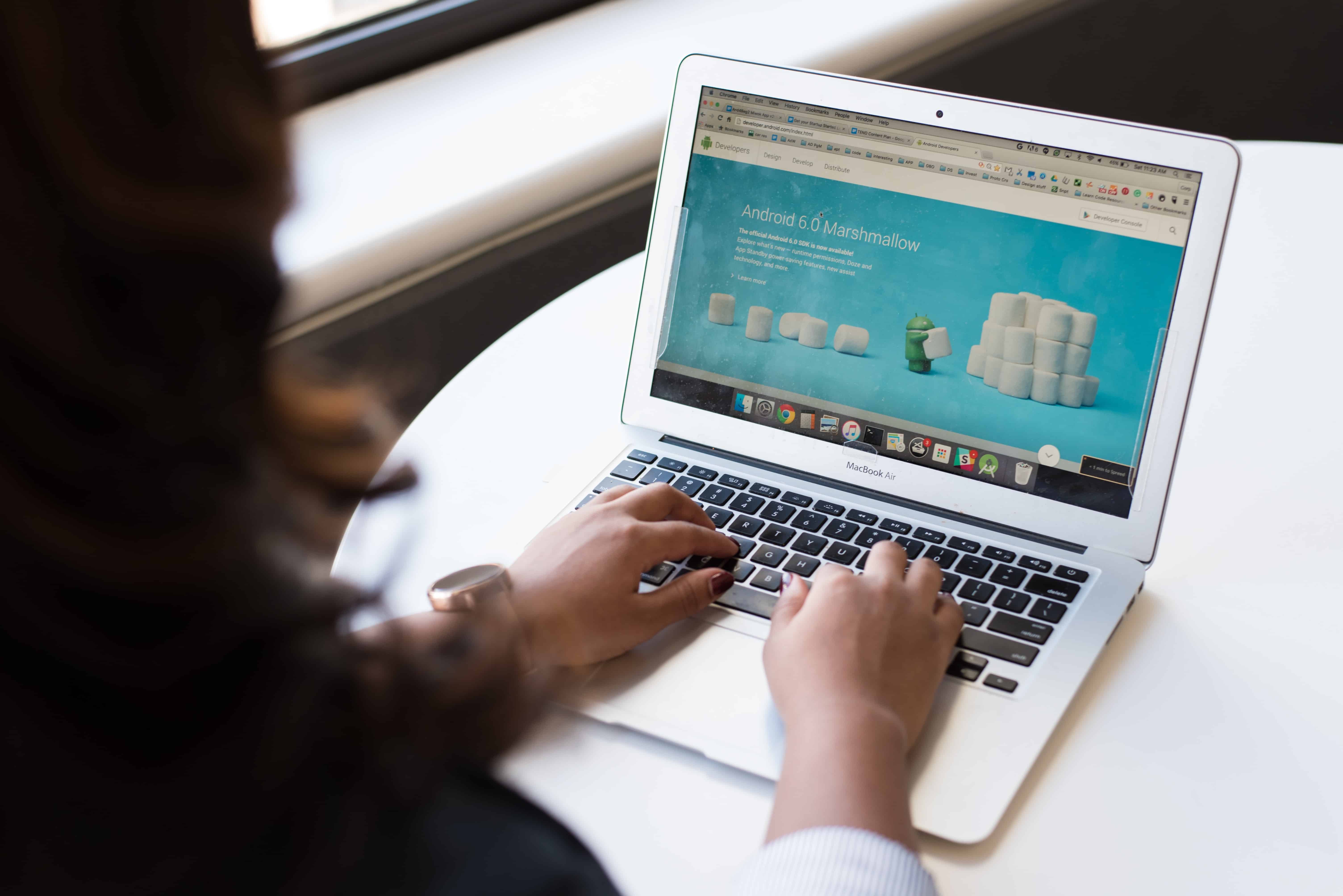christina-wocintechchat-com-nRJRBhhOBqA-unsplash